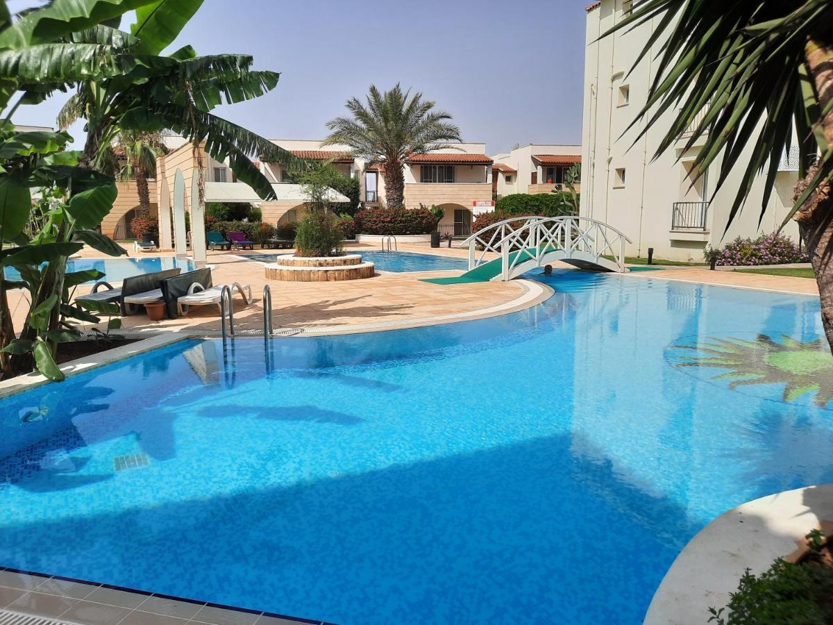 Sunrise Beach Suite B7 Gastria المظهر الخارجي الصورة